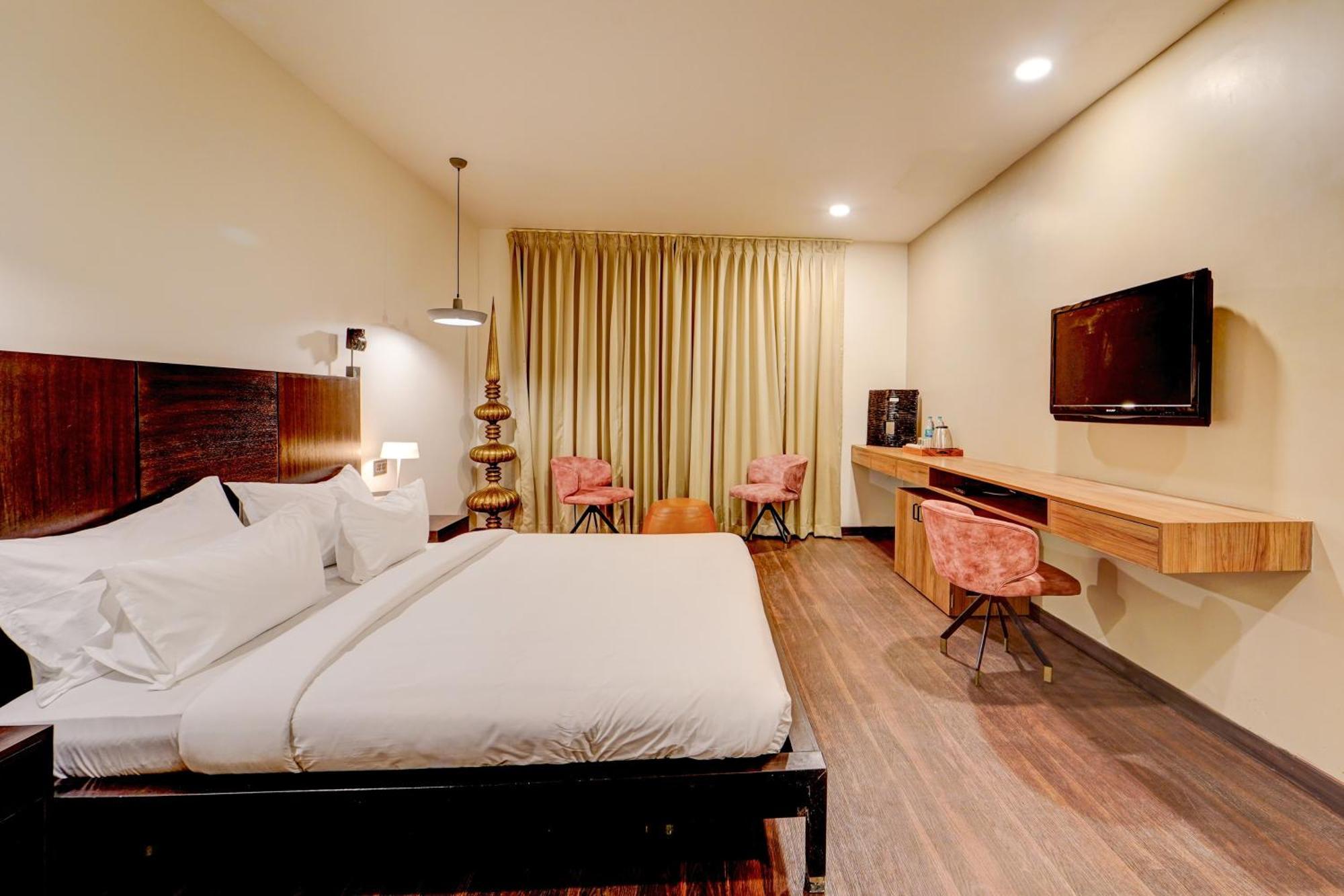 Resort Palette - The Slate Nungambakkam Chennai
