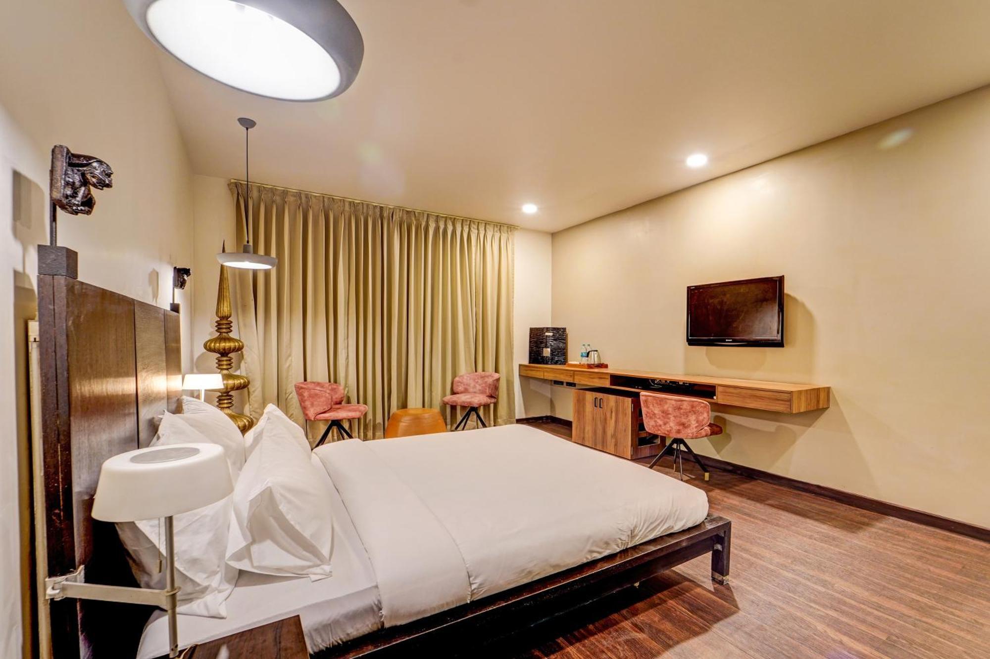 Palette - The Slate Nungambakkam Resort 5*